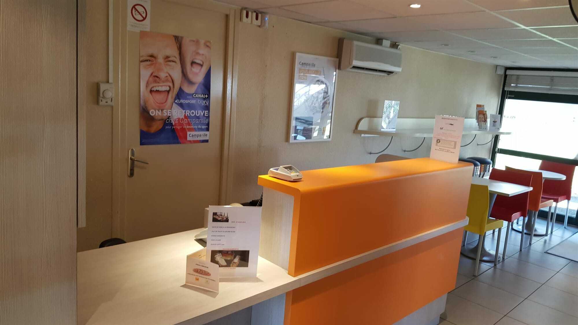 Premiere Classe Lyon Est Aeroport Saint Exupery Saint-Laurent-de-Mure Exterior foto
